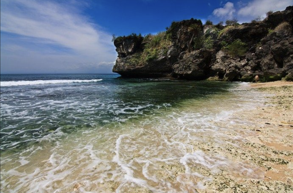 pantai balangan